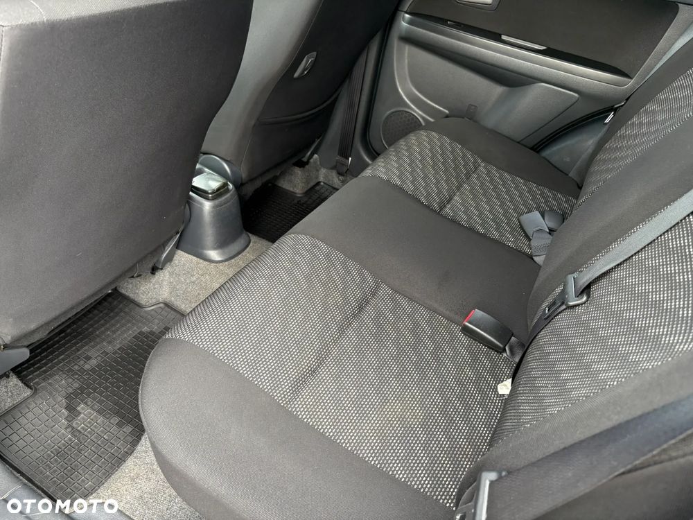 Suzuki SX4 1.6 GLX / Comfort - 17