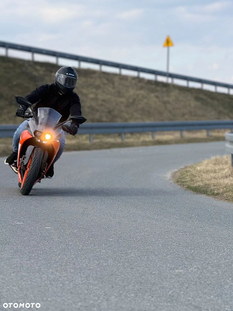 KTM RC 125 - 7