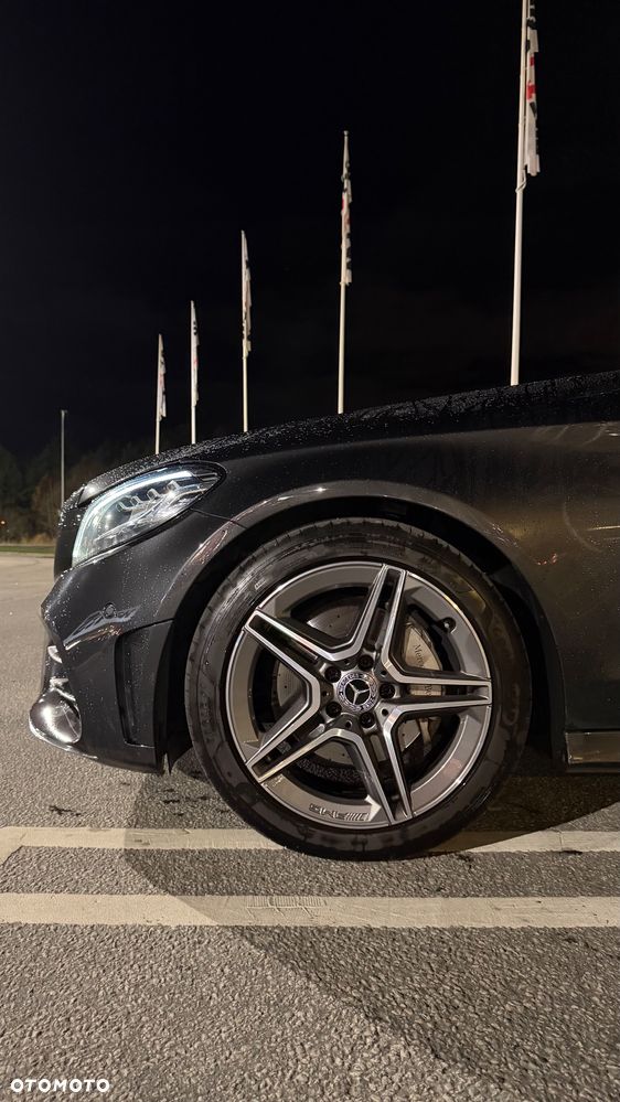 Mercedes-Benz Klasa C 220 d 9G-TRONIC AMG Line - 22