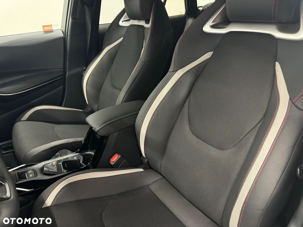 Toyota Corolla 2.0 Hybrid GR Sport - 10