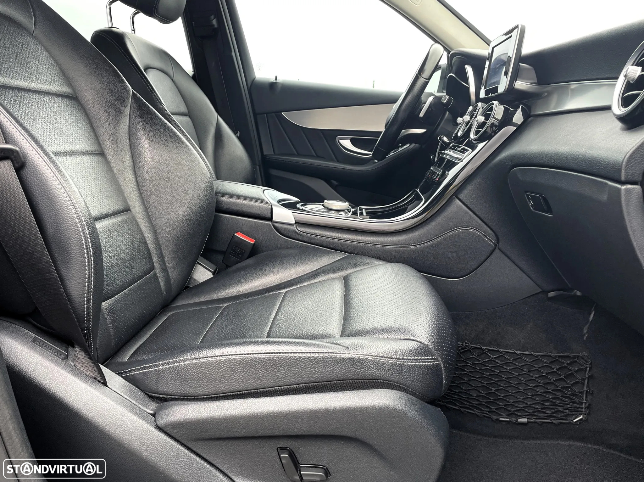 Mercedes-Benz GLC 250 d Off-Road 4-Matic - 33