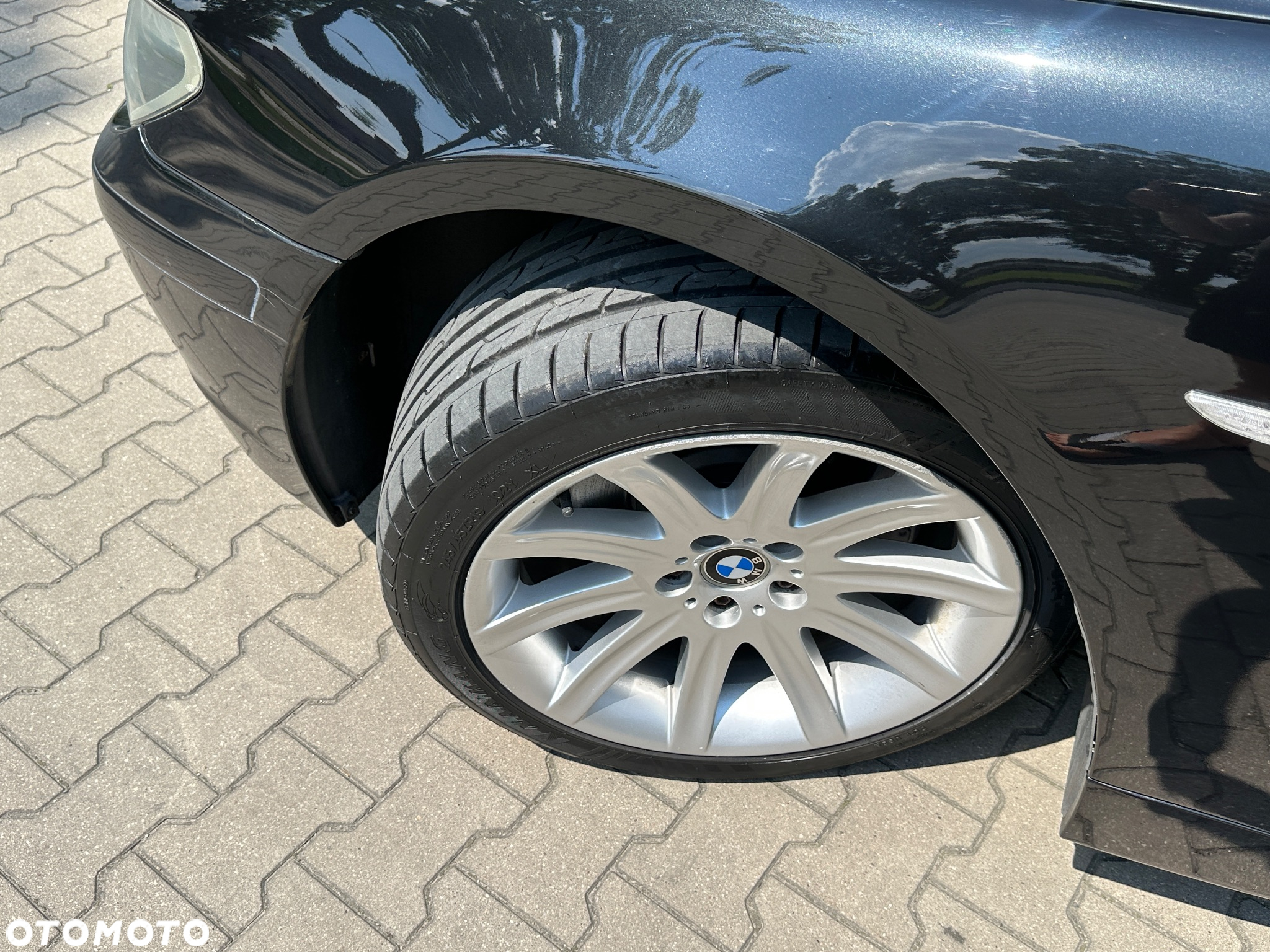 BMW Seria 7 745i - 13