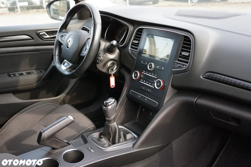 Renault Megane ENERGY TCe 100 INTENS - 17