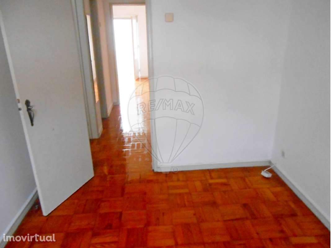 Apartamento T1 para venda - Grande imagem: 2/16