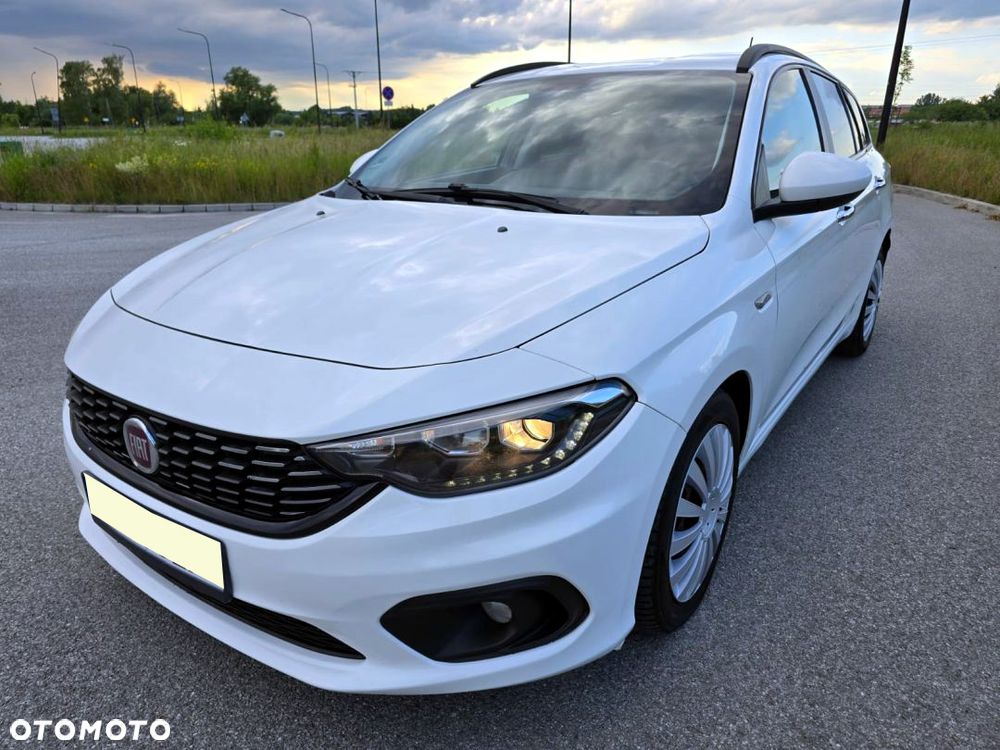 Fiat Tipo 1.6 MultiJet Lounge - 32