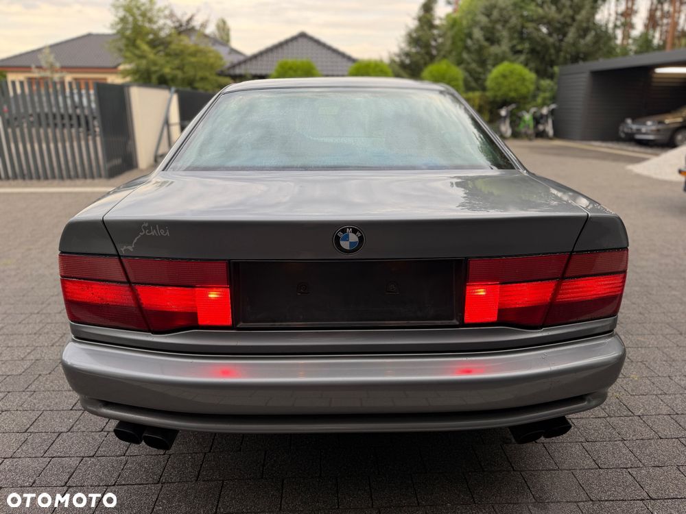 BMW Seria 8 - 10