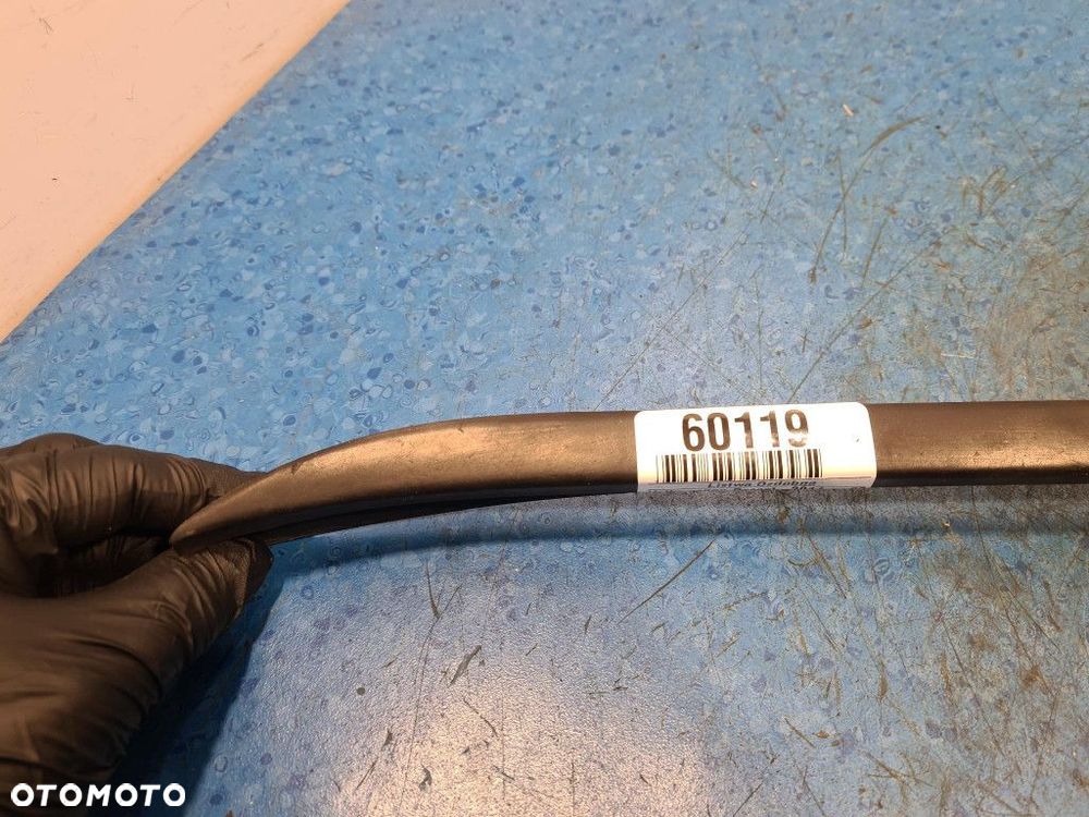 VOLKSWAGEN PASSAT B8 LISTWA OZDOBNA SZYBY CZOŁOWEJ PRAWA  3G0854328 LI7F - 2