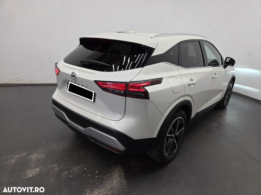 Nissan Qashqai 1.3 l MHEV X-Tronic 4WD Tekna - 3