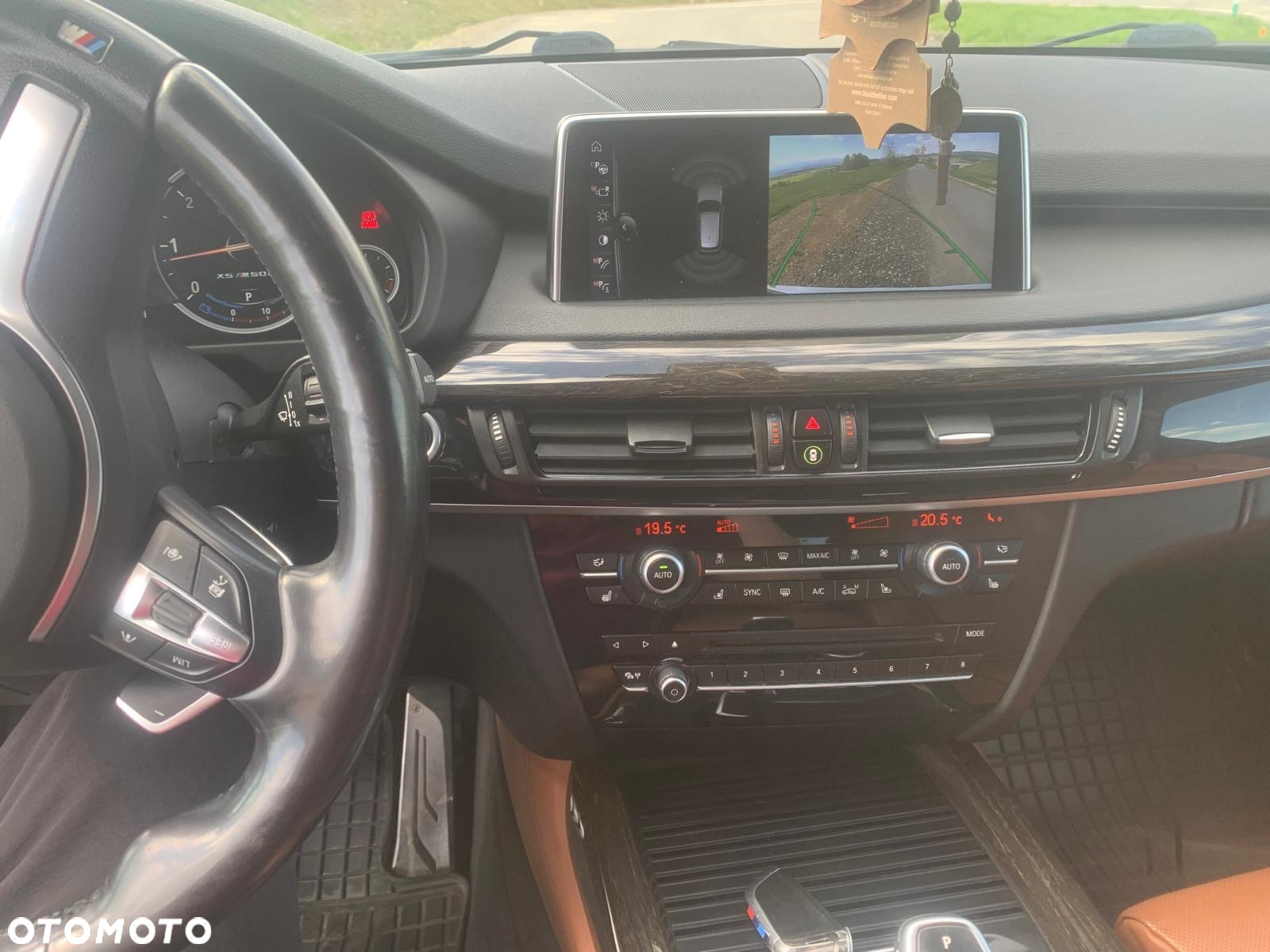 BMW X5 M M50d - 15