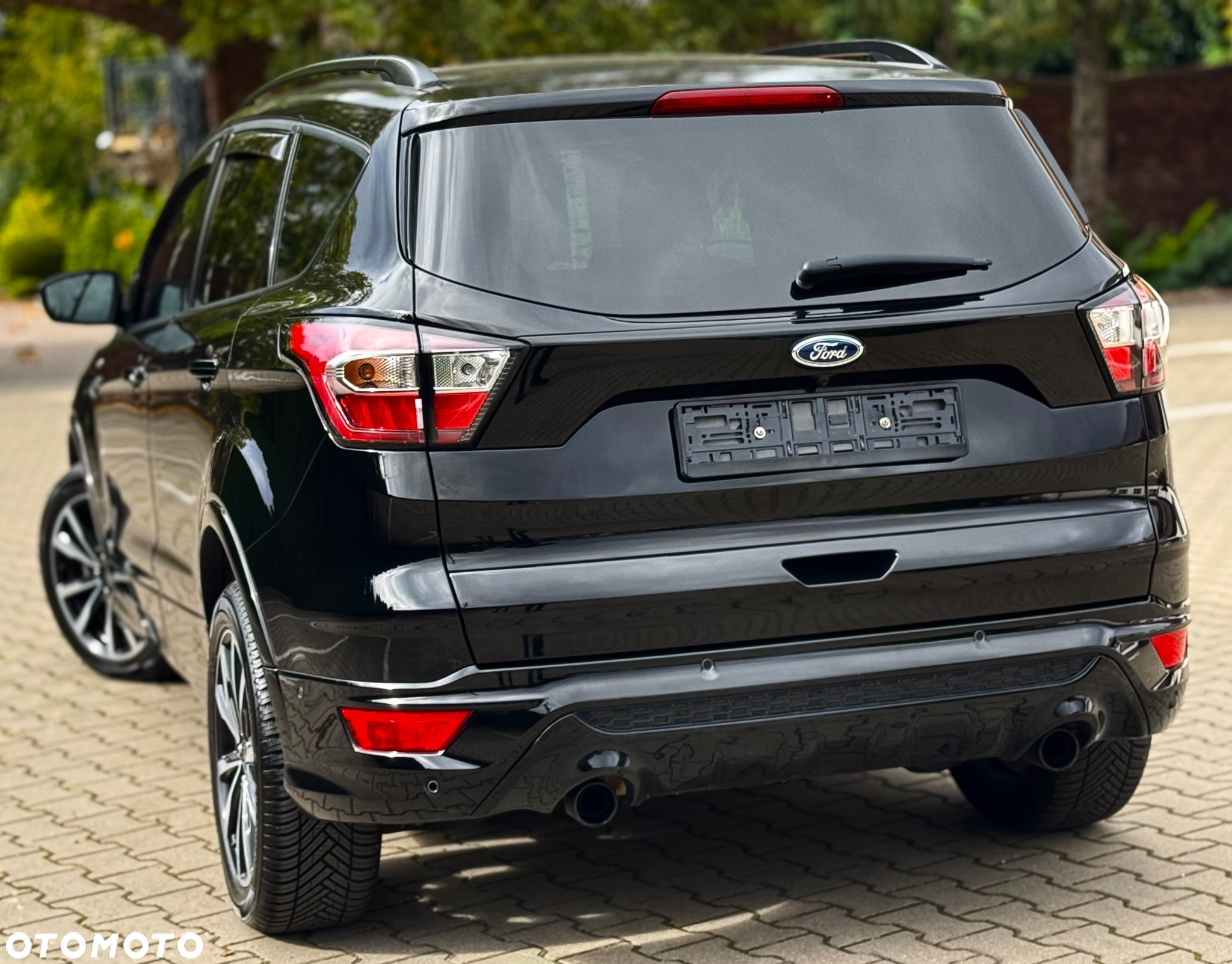 Ford Kuga 1.5 EcoBoost AWD ST-Line ASS - 17