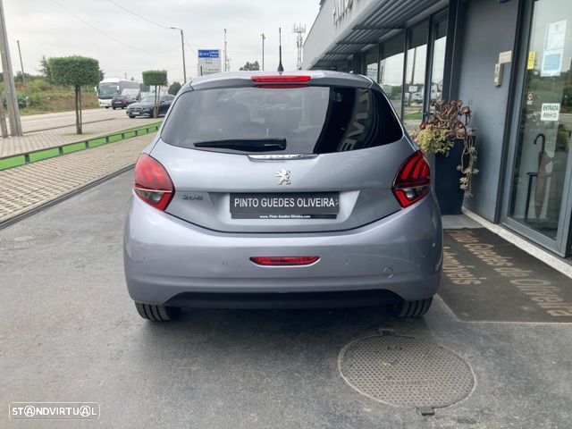 Peugeot 208 1.5 BlueHDi Signature - 9