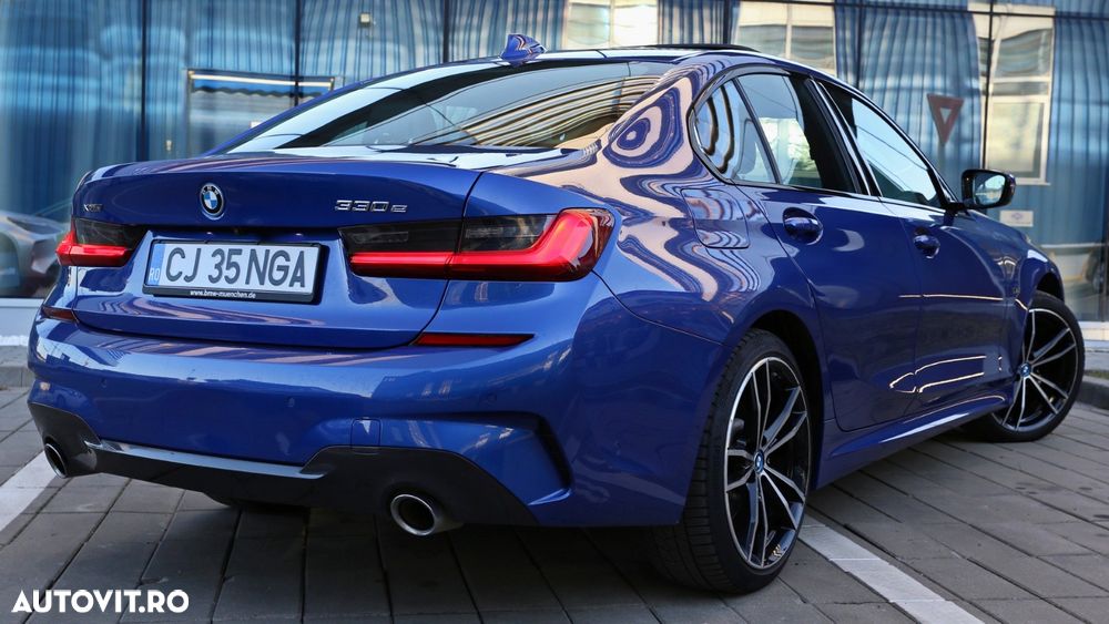 BMW Seria 3 330e xDrive AT PHEV - 14