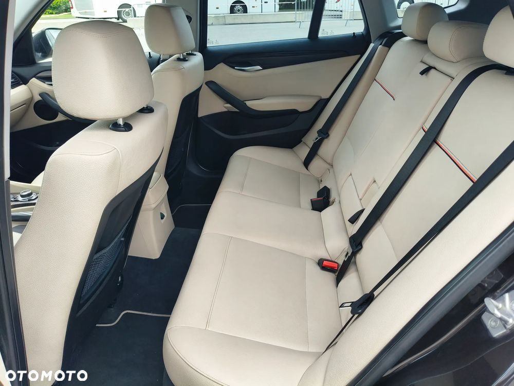 BMW X1 - 18