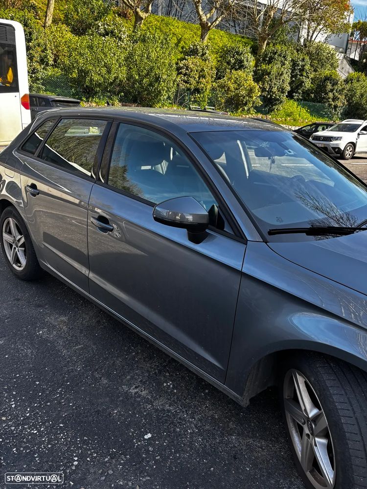 Audi A3 Sportback 30 TDI Design - 7