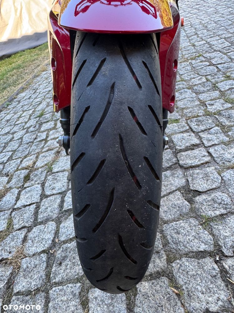 Honda CB - 11