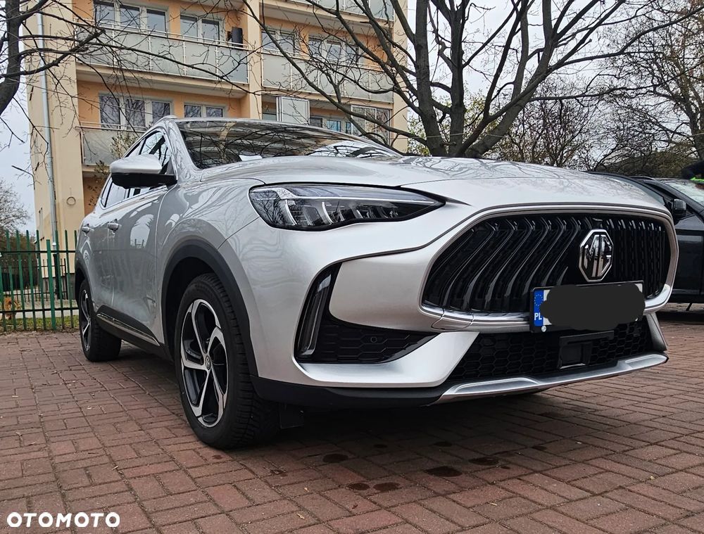 MG HS 1.5 T-GDI Exclusive DCT - 30