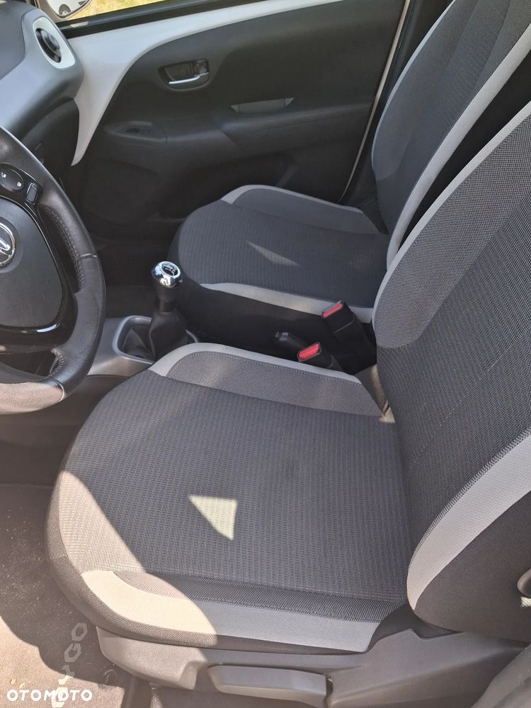 Toyota Aygo x-play - 7