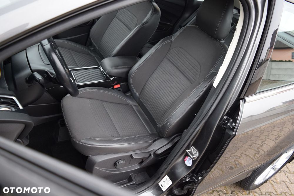 Ford Kuga 2.0 TDCi 4x4 Titanium - 18