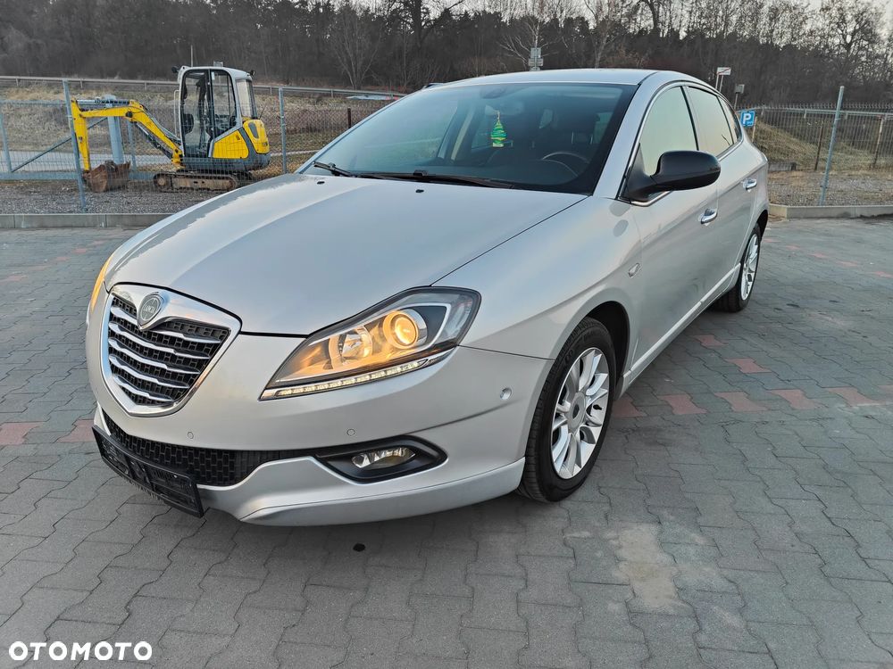 Lancia Delta 1.6 MJ Silver - 2