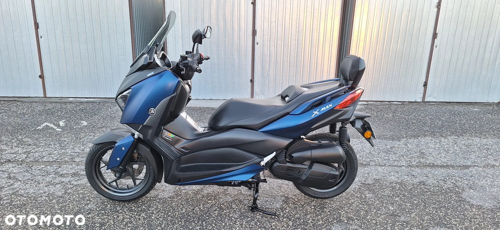Yamaha X-max - 3