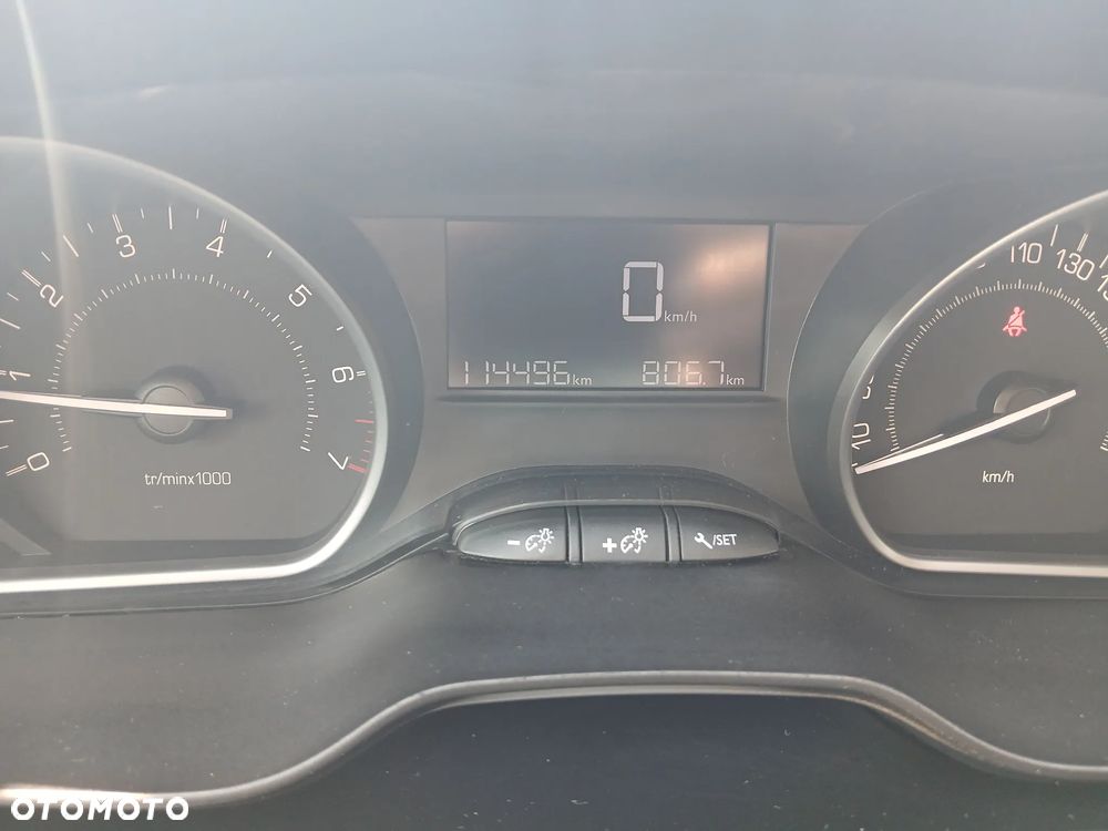 Peugeot 208 1.2 PureTech Active - 9