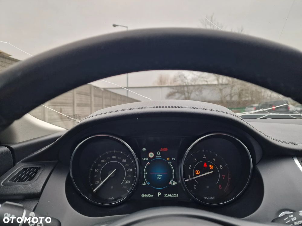 Jaguar E-Pace P200 AWD R-Dynamic S - 13