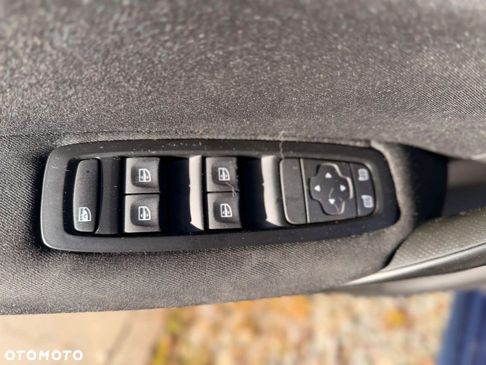 Renault Megane 1.2 Energy TCe Limited - 18