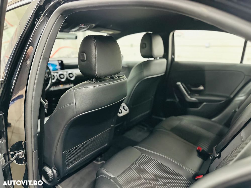 Mercedes-Benz A 200 7G-DCT Progressive - 28