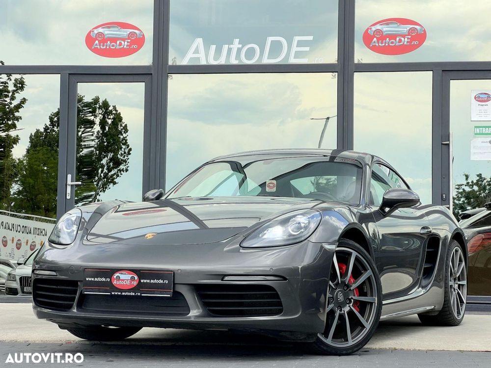 Porsche Cayman - 1