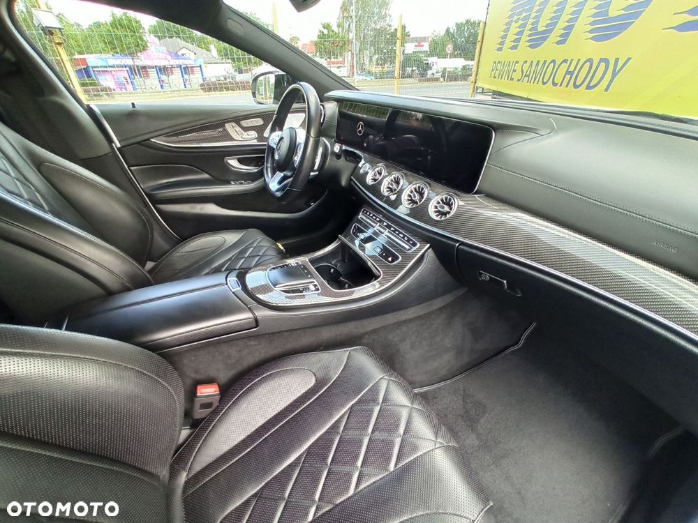 Mercedes-Benz CLS - 10