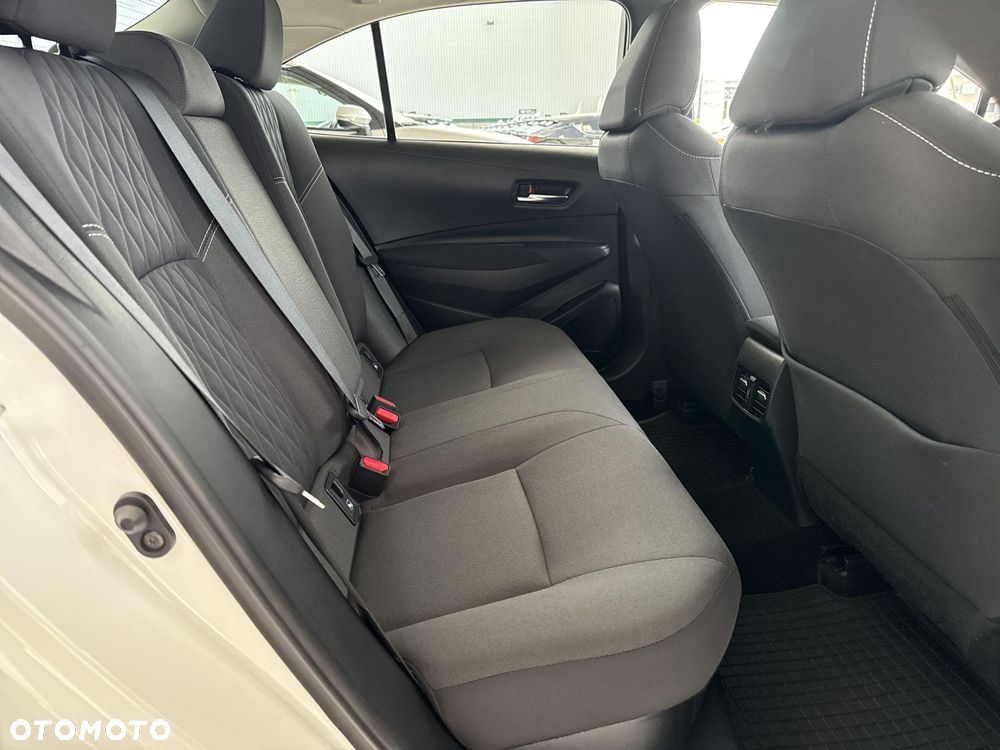 Toyota Corolla 1.8 Hybrid Comfort - 10