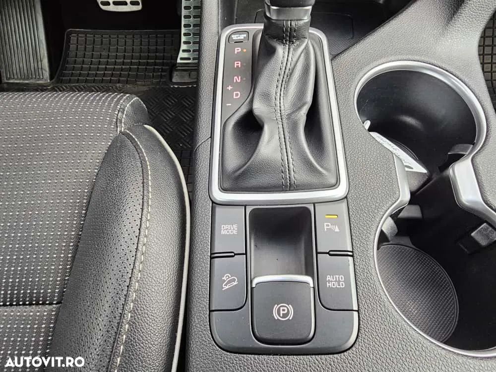 Kia Sportage 1.6 DSL MHEV 7DCT HP 4x2 GT Line - 14