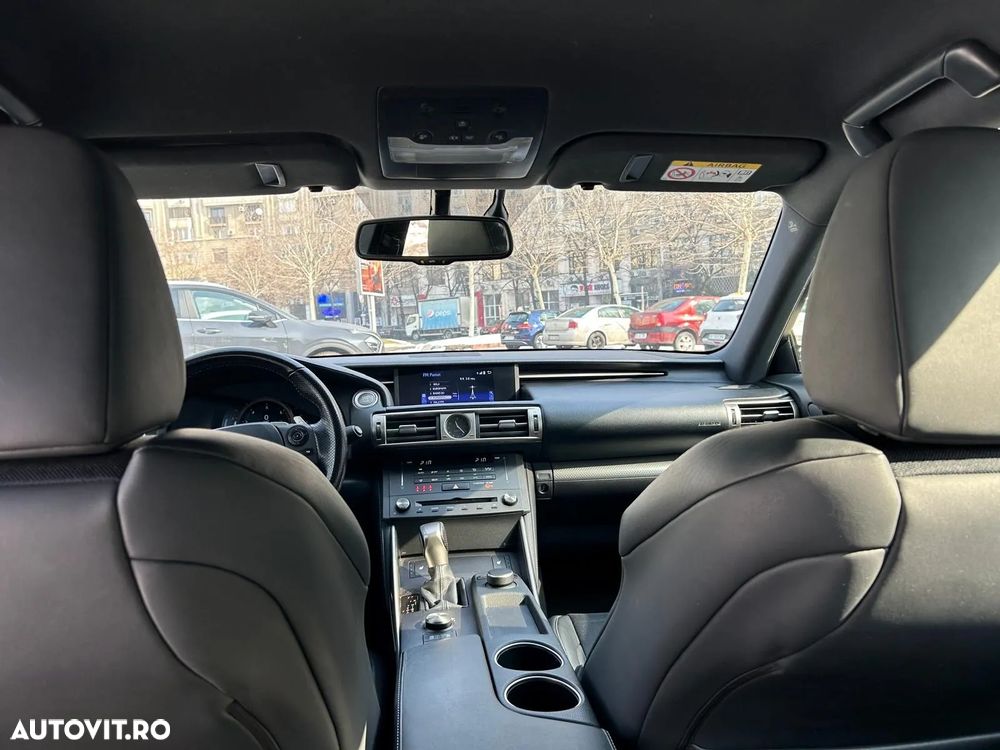 Lexus Seria IS 200t F Sport - 16