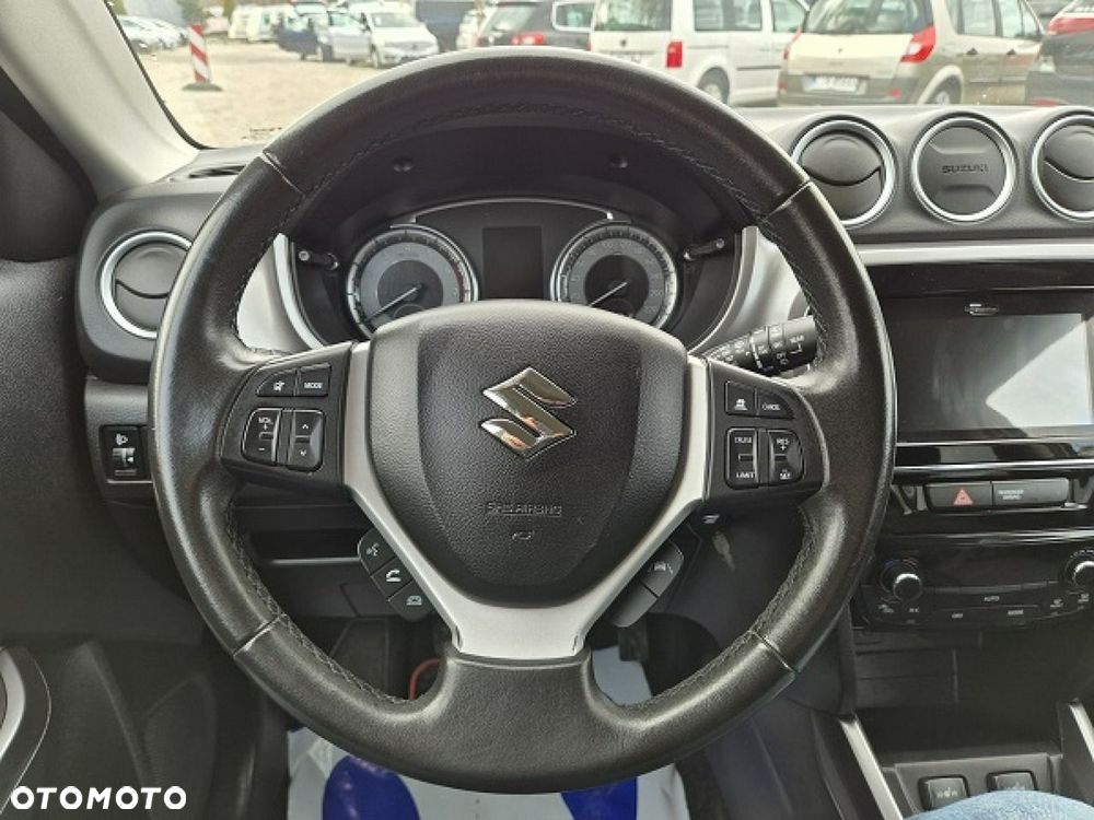 Suzuki Vitara - 21