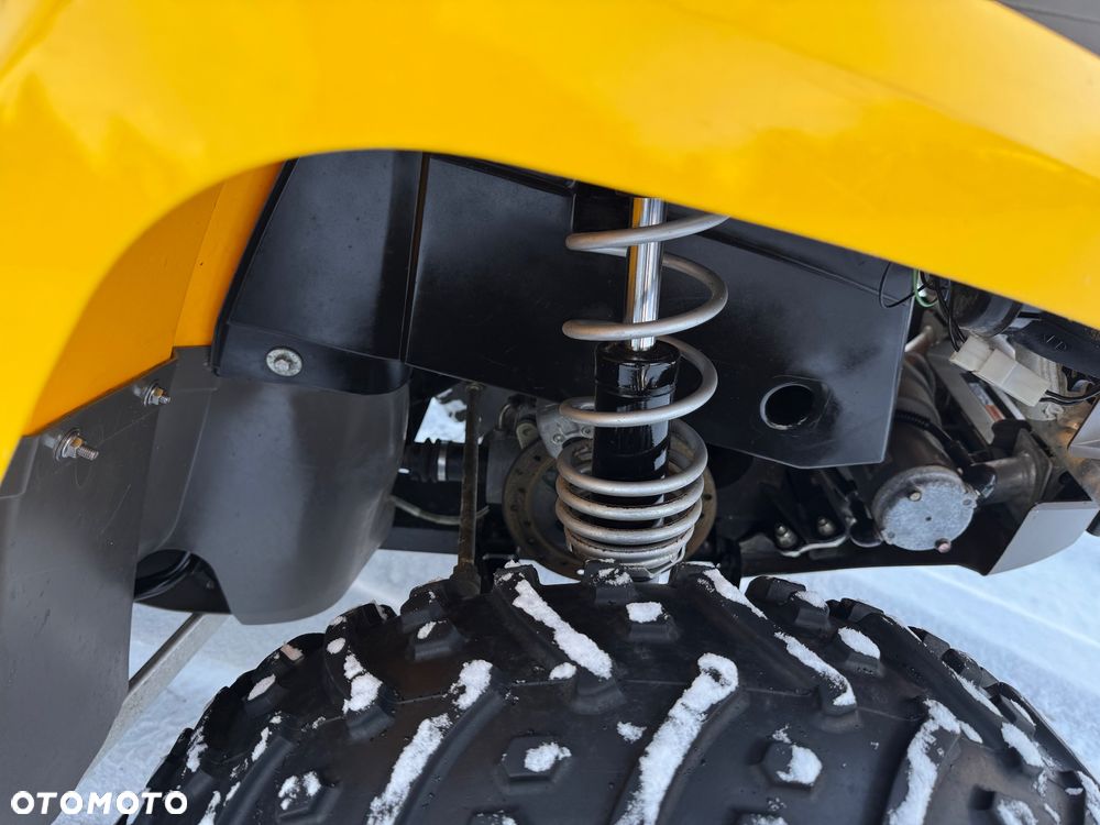 Bombardier Outlander - 14