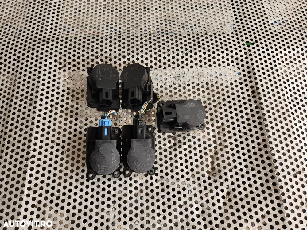 Motorase Motoras Clima Aer Conditionat Dirijare Aer Ford Kuga 2 Volan Stanga Dezmembrez Ford Kuga 2 - Dezmembrari Arad - 6