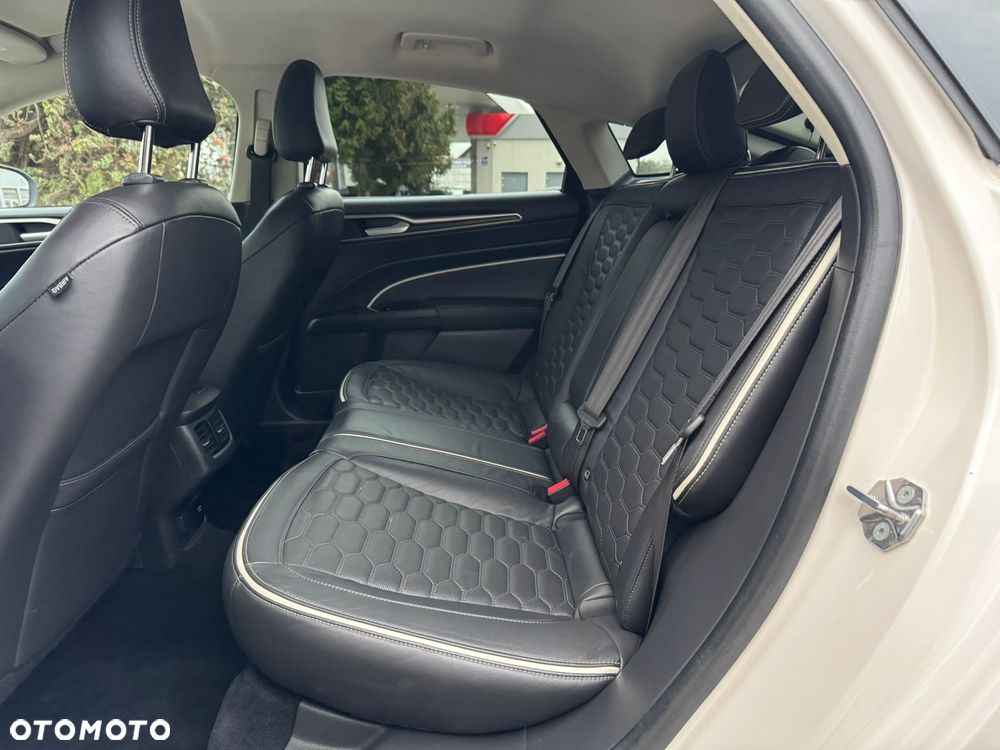 Ford Mondeo 2.0 EcoBlue Vignale - 34