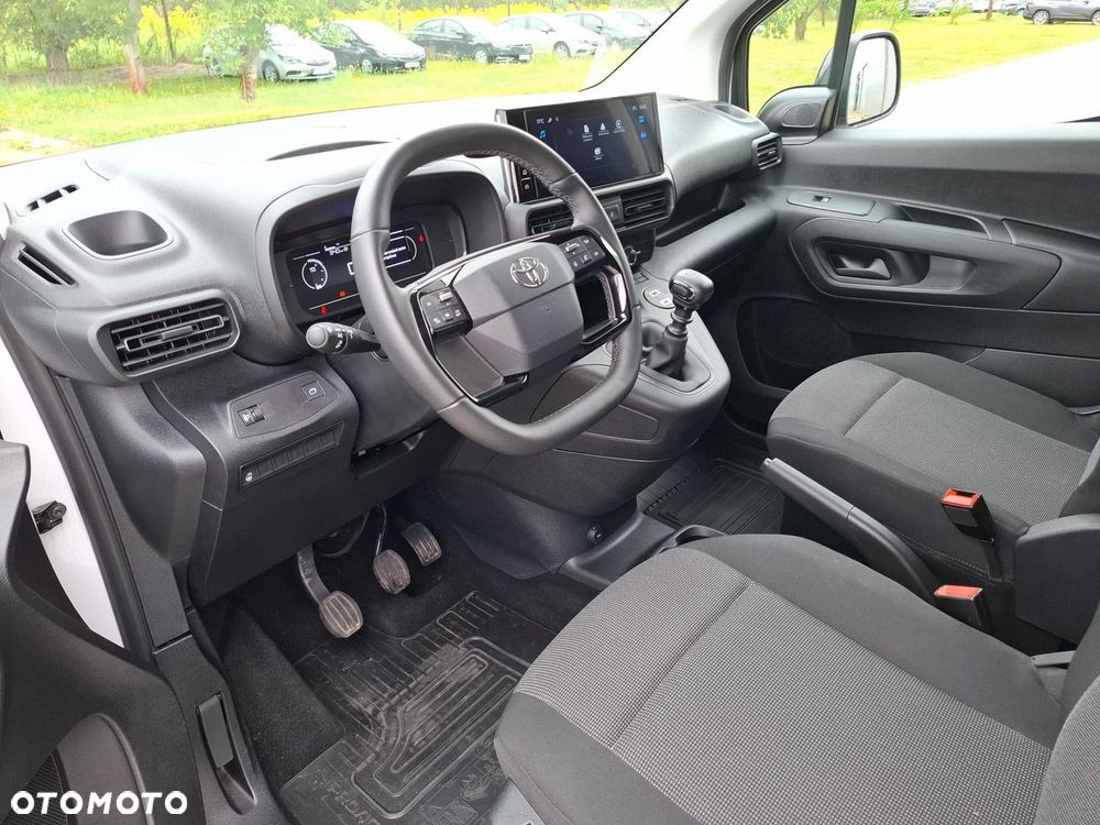 Toyota PROACE CITY - 7