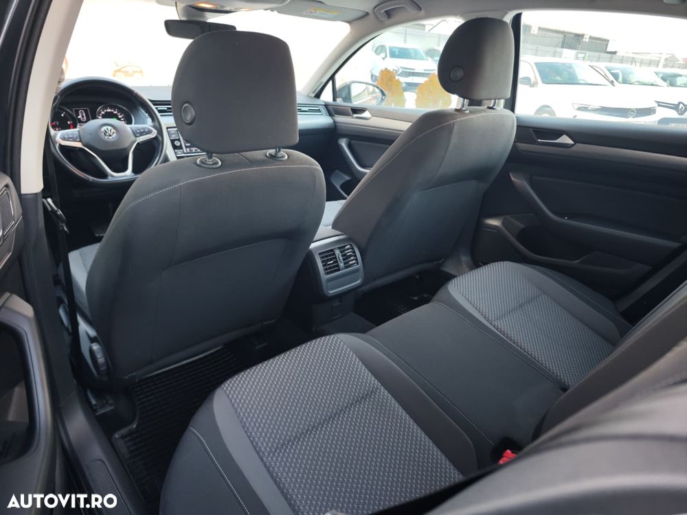Volkswagen Passat 1.6 TDI DSG Comfortline - 13