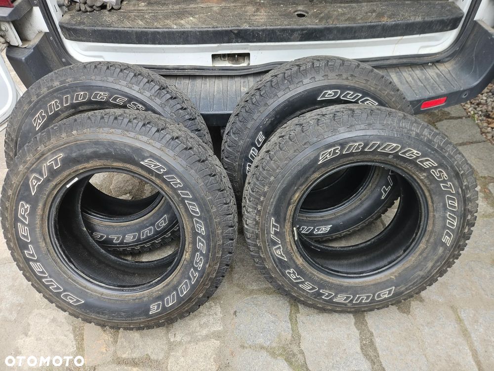 4 x Bridgestone Dueler A/T  225/75 /15 - 1