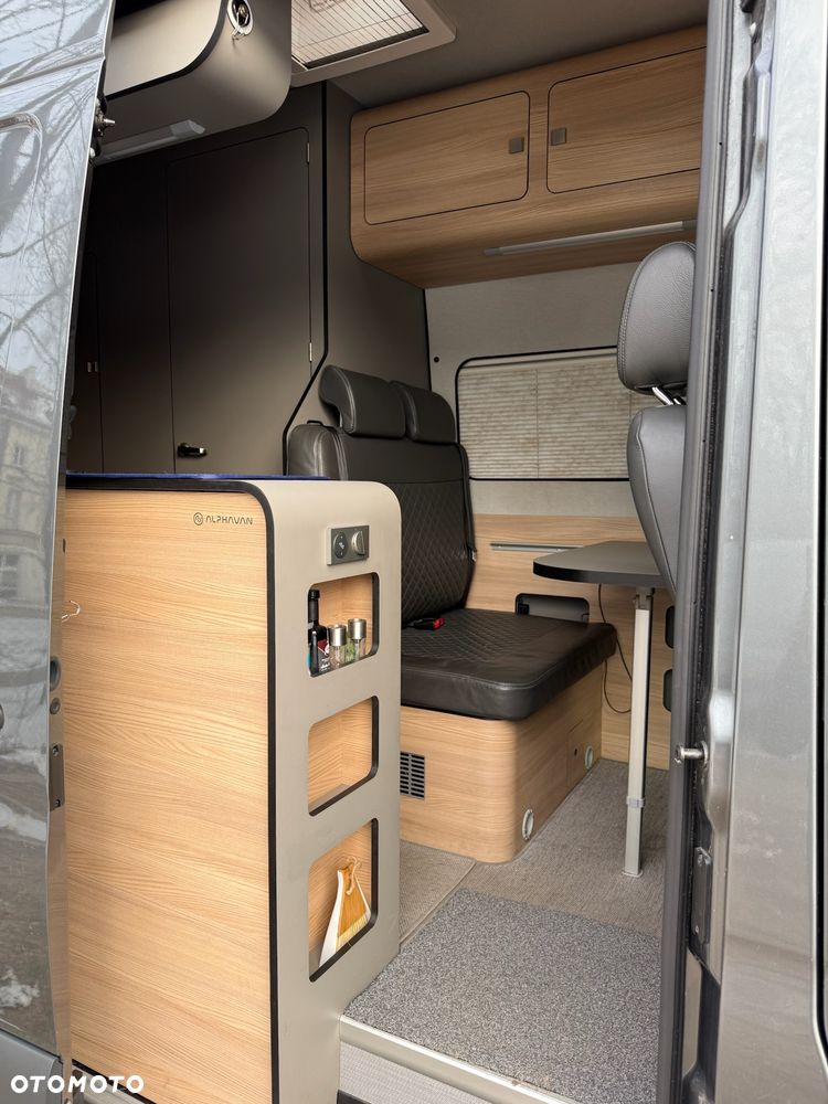 Mercedes-Benz Sprinter - 8