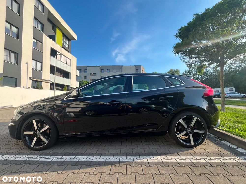 Volvo V40 D4 Drive-E R-Design Momentum - 2