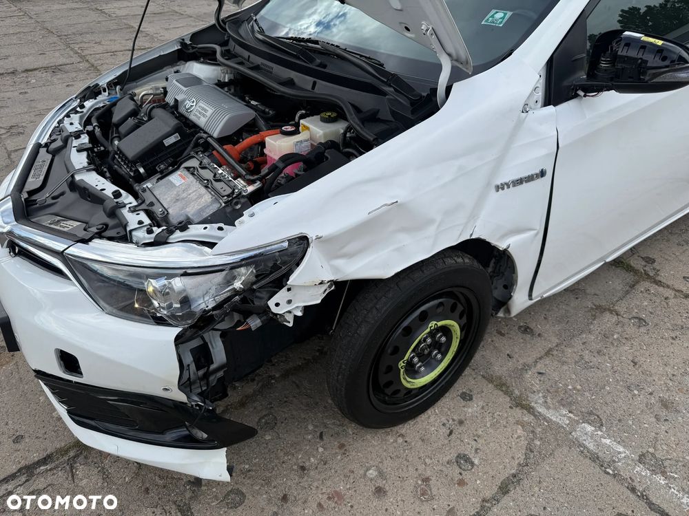 Toyota Auris 1.8 HSD Luna - 16