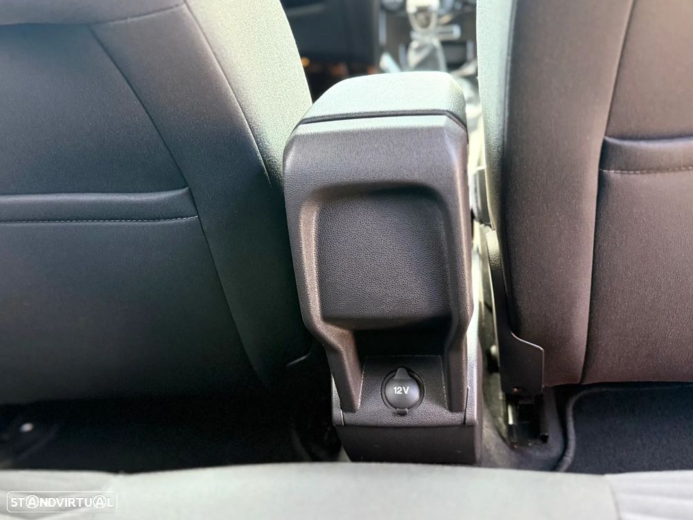 Ford Fiesta 1.0 T EcoBoost Titanium - 28