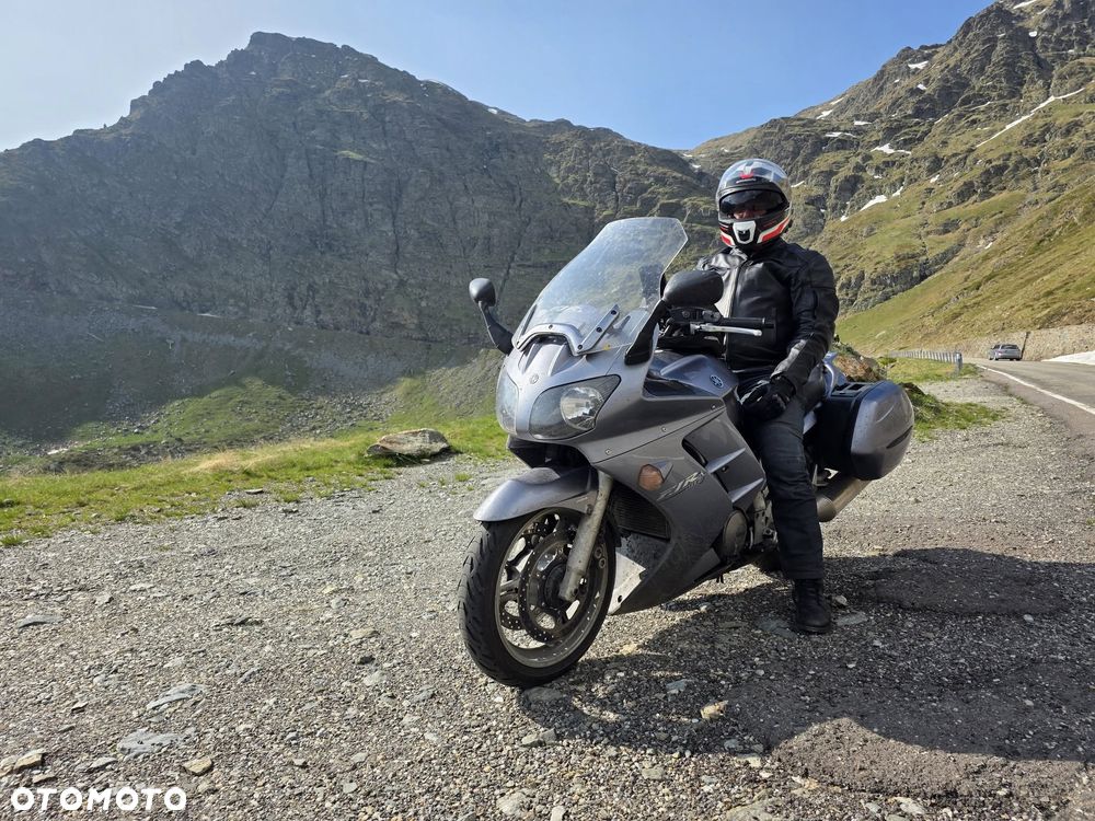 Yamaha FJR - 9