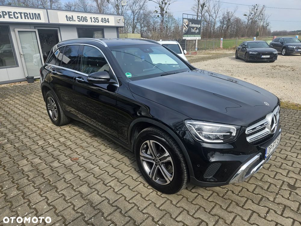 Mercedes-Benz GLC 300 e 4-Matic - 4