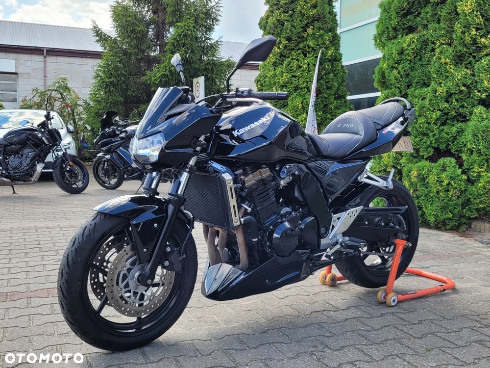 Kawasaki Z - 13