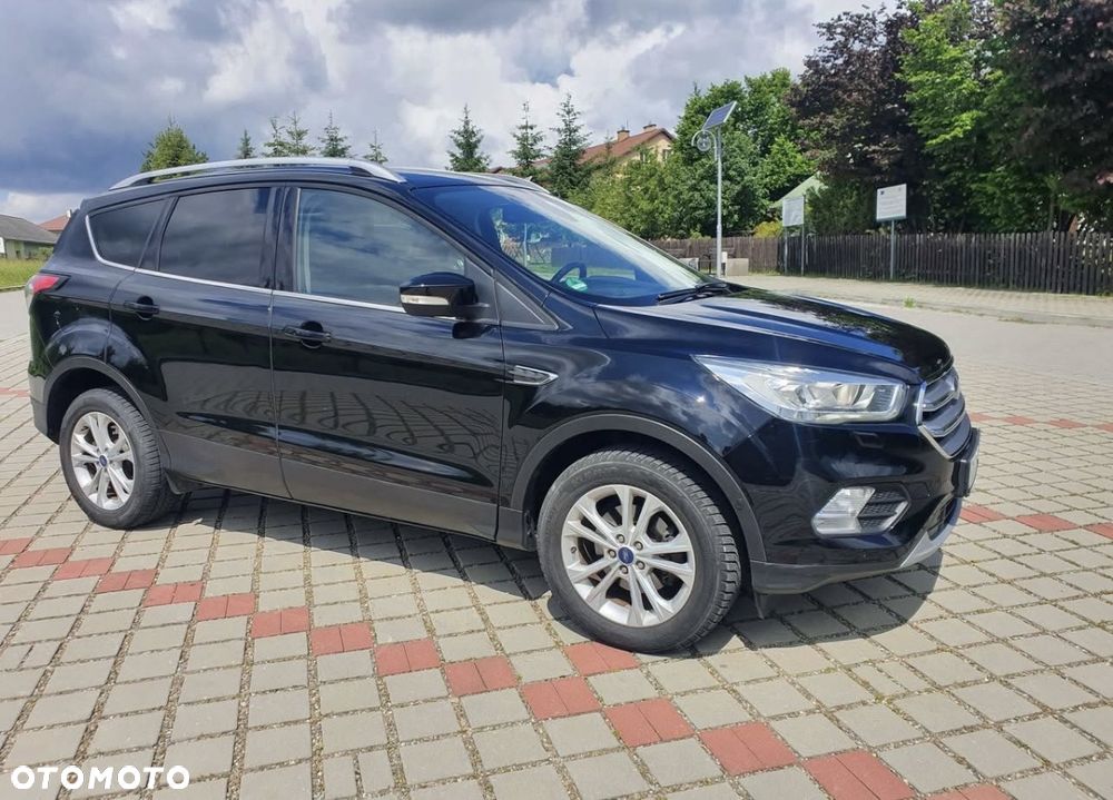 Ford Kuga 1.5 EcoBoost FWD Titanium ASS - 4