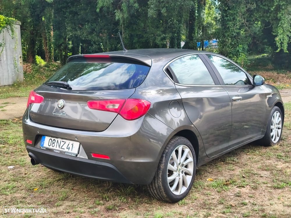 Alfa Romeo Giulietta 1.6 JTDM Distinctive - 5