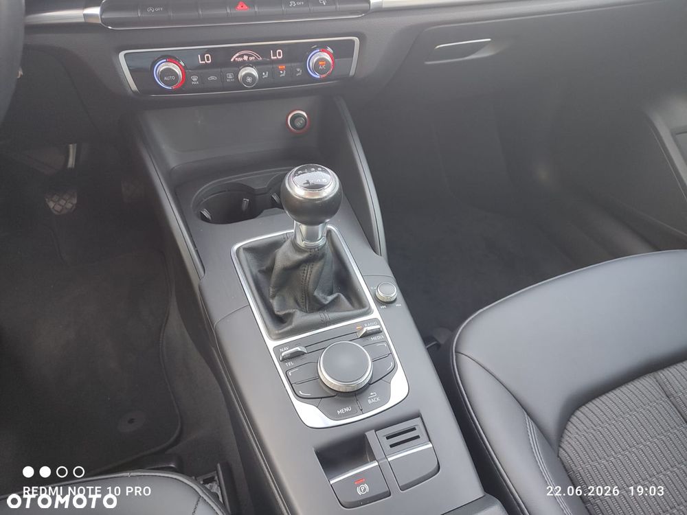 Audi A3 Limousine 1.6 TDI (clean diesel) S line Sportpaket - 23